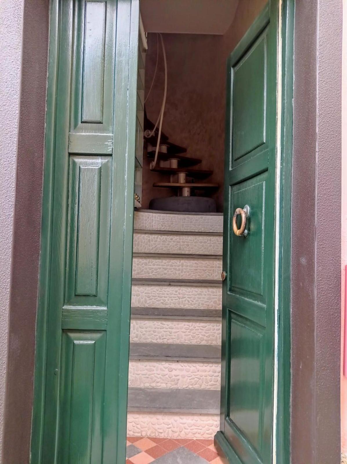 Alla Porta Rossa マナローラ エクステリア 写真